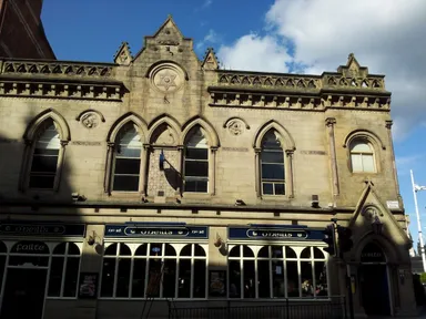 Better a pub than a Masonic hall?