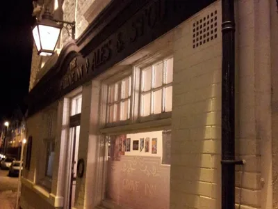 The Grove Inn