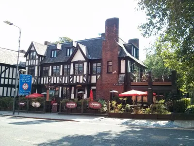Lounge Bar & Grill