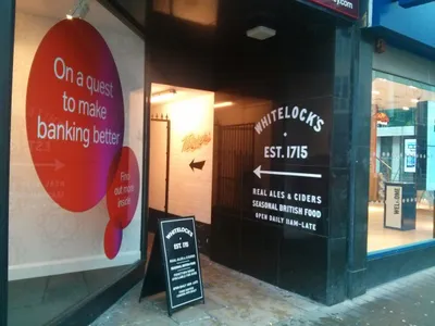 Whitelock's Ale House