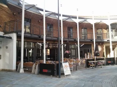 The beer garden is shared with Azúcar.