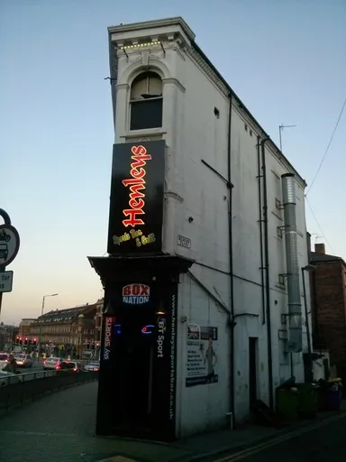 Getting in on some of the Leeds "Northern Quarter" action.