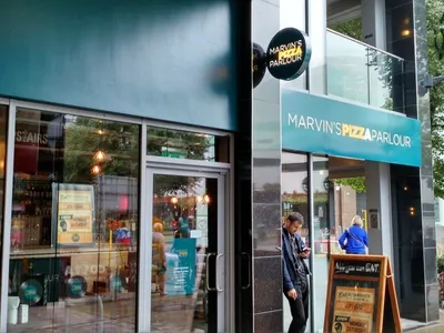Marvin's Pizza Parlour