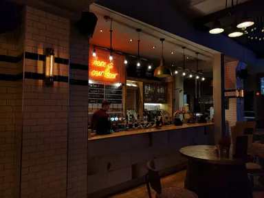 Here's the bar. A neon sign directs you to beer, in case you missed it.