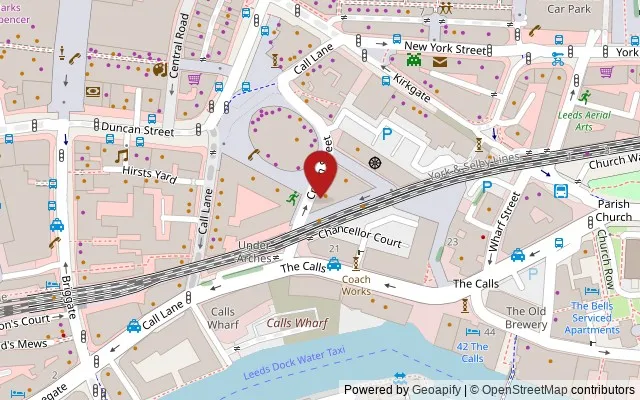 Map showing the location of White Cloth Hall, Crown Street, Leeds LS2 7RB